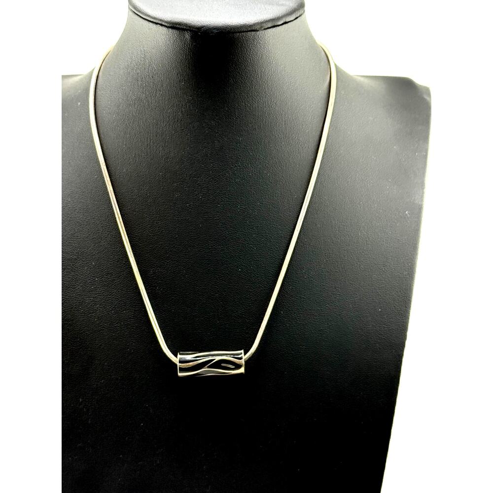 Pranda CNA 925 Sterling Silver Enameled Pendant Necklace